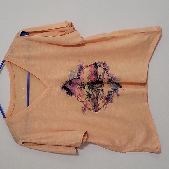 Jessica Simpson tropical V neckline top - Picture 1 of 8